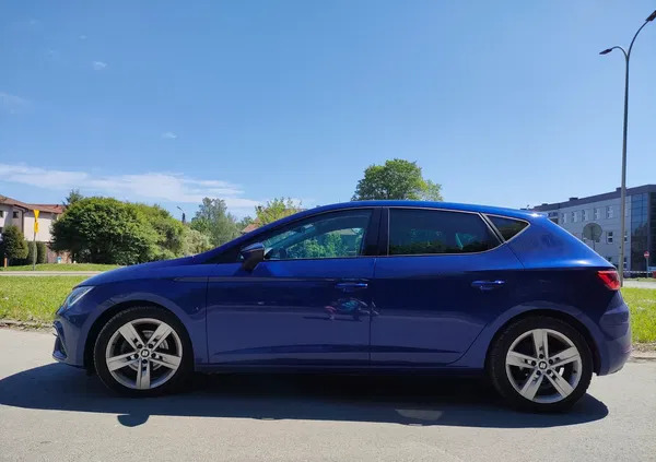 śląskie Seat Leon cena 56400 przebieg: 155000, rok produkcji 2018 z Tychy